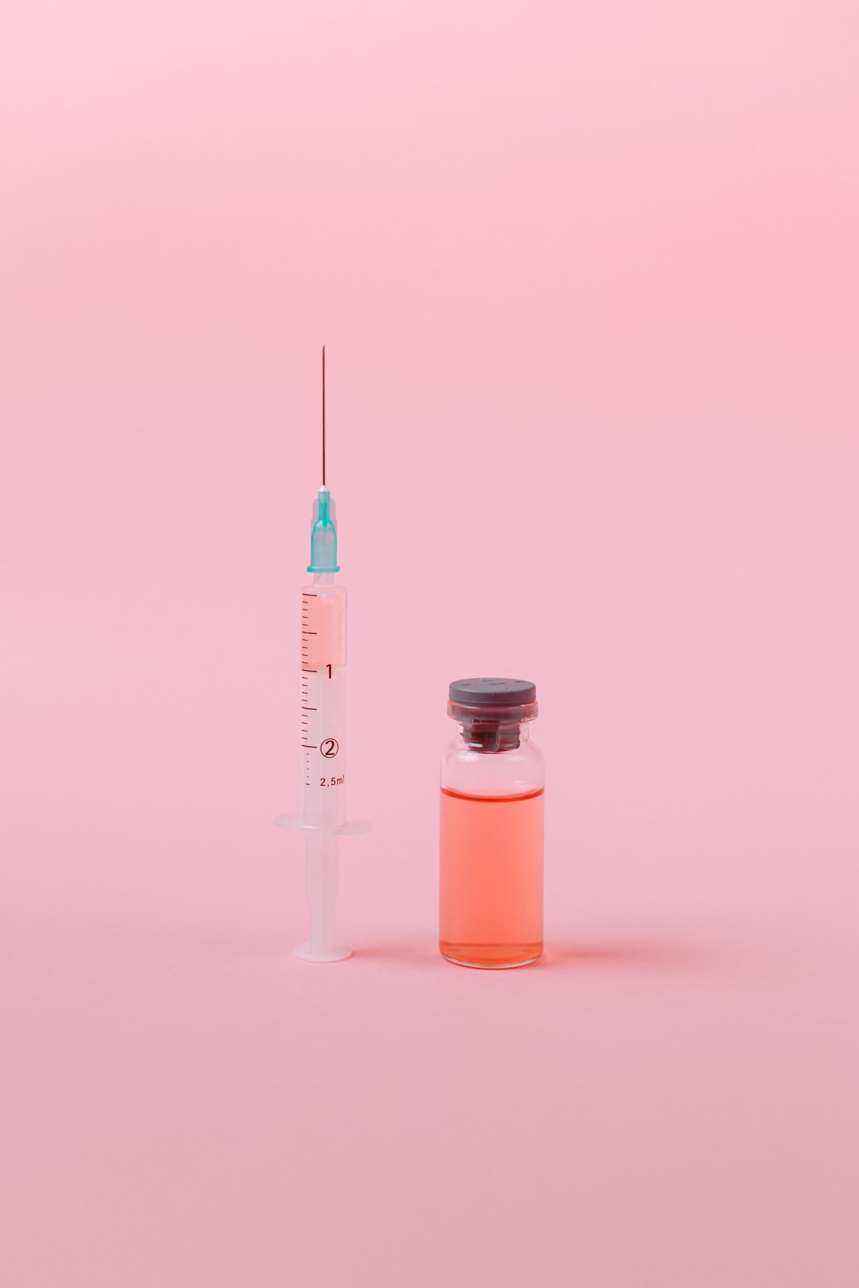 Czy szczepienia na koronawirusa będą obowiązkowe? Premier przedstawił najważniejsze zasady szczepień