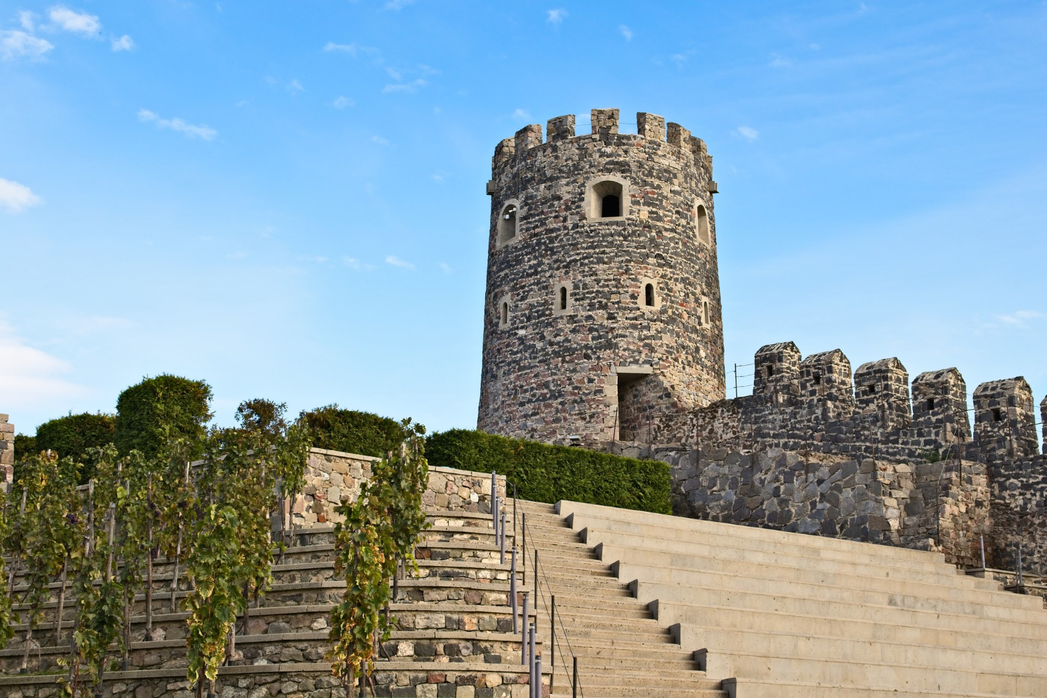 Zamek krzyżacki jako jeden z najczęściej wybieranych szlaków turystycznych