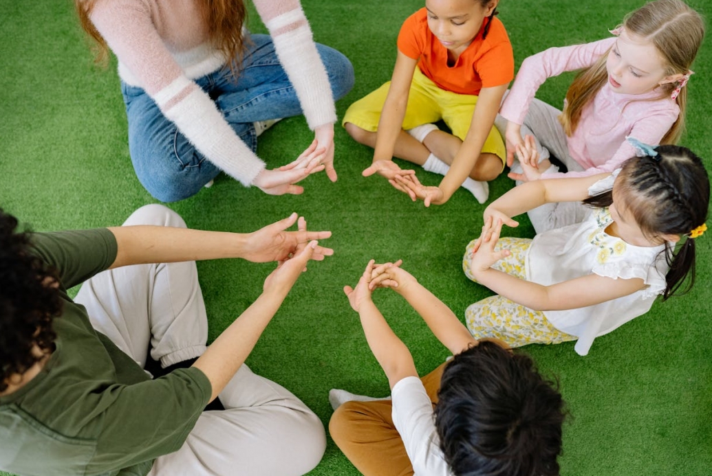 Zdrowa i radosna aktywność dla dzieci: Zajęcia Zumba Kids w Lodowisku Helena