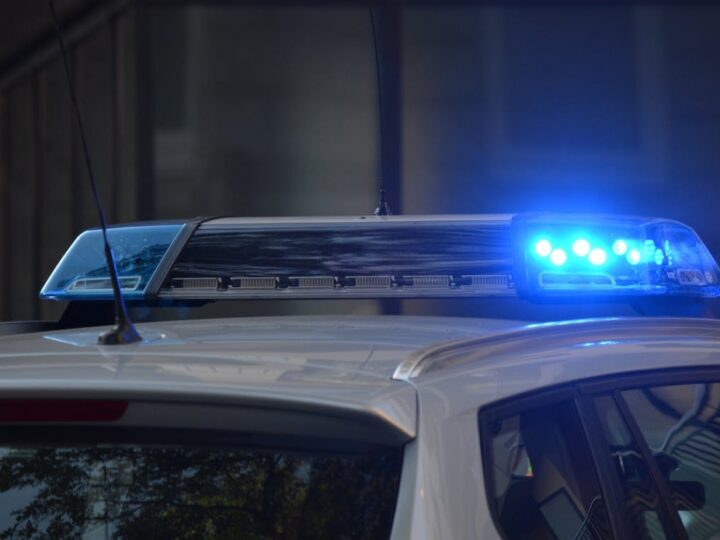 Próba przewozu ponad 9 tysięcy sztuk nielegalnych papierosów udaremniona przez Krajową Administrację Skarbową