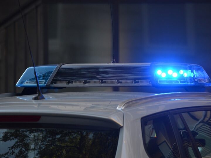 37-letni kierowca citroena zatrzymany za prowadzenie pojazdu pod wpływem narkotyków i posiadanie marihuany