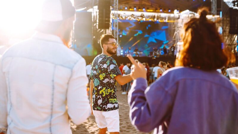 Festiwal Enklawa w Elblągu: Cyrk, Ogień i Teatr Uliczny w Magicznej Atmosferze!