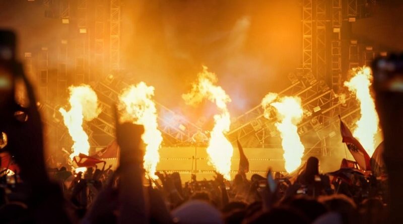 Kolorowe Żegnanie Wakacji: Festiwal „Babie Lato” w Elblągu Pełen Radości i Wodnych Zabaw!