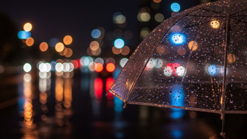 Silny wiatr i podnoszące się wody: Ostrzeżenie dla Warmii i Mazur