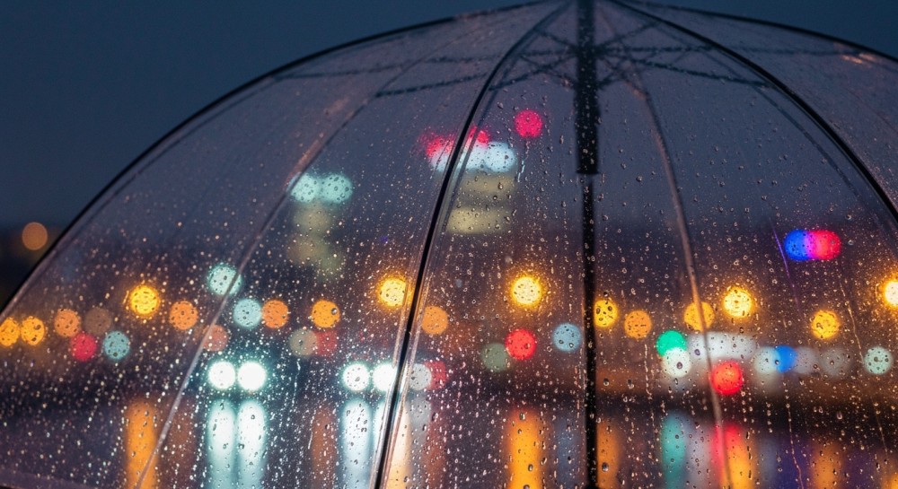 Gęsta mgła w warmińsko-mazurskim: Ostrzeżenie Nr 102