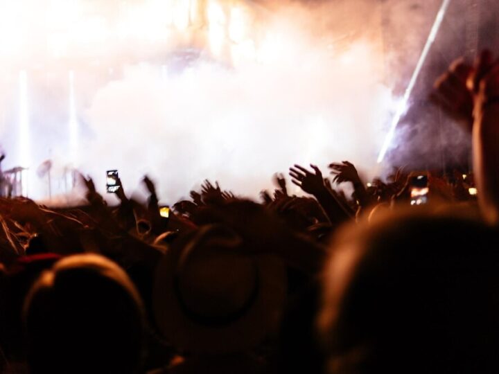 koncert „Nie Dokazuj!” – emocjonalna podróż przez przeboje Grechuty i Pawluśkiewicza