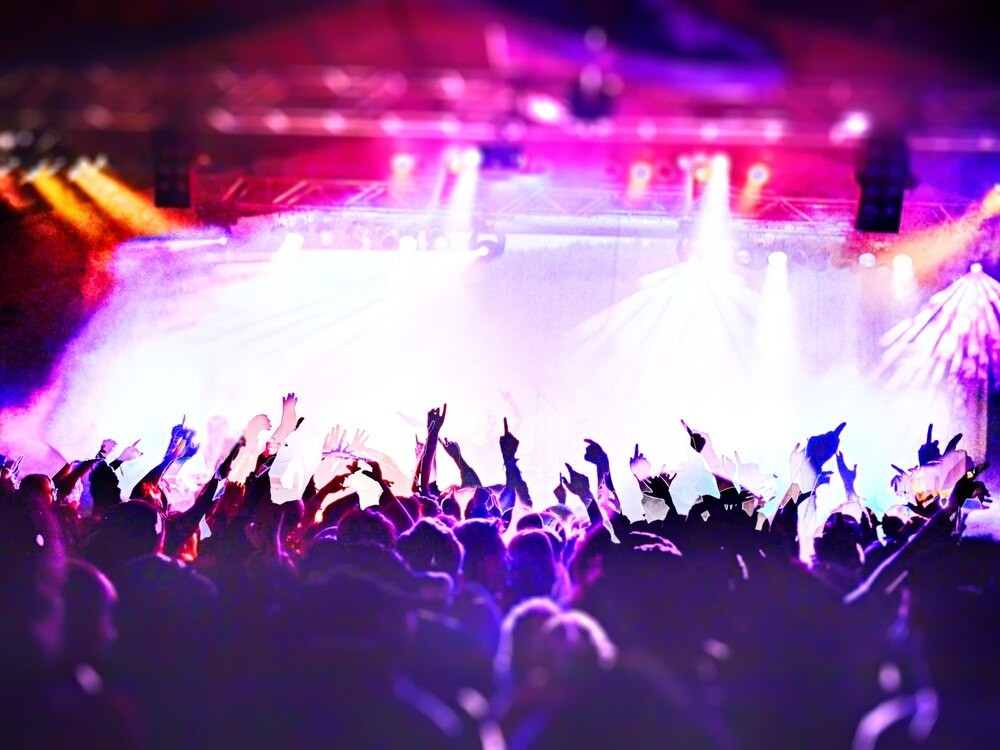 Sylwester w Elblągu 2025 – Dołącz do największej imprezy noworocznej w Polsce!