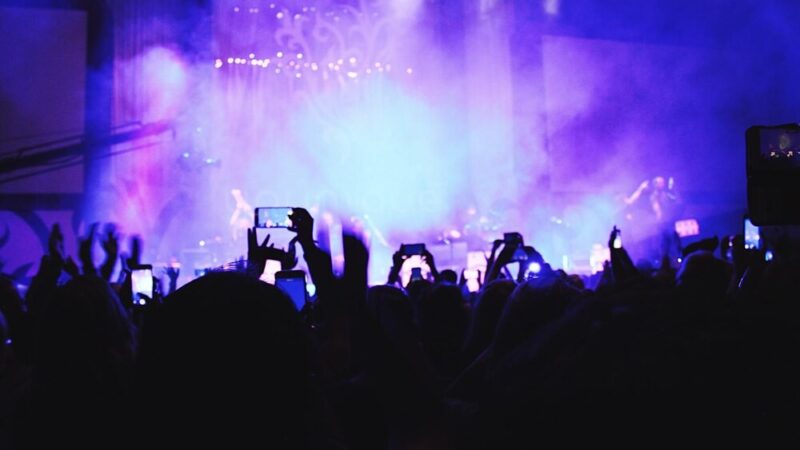 Zimowe Szaleństwo na Lodzie: Ice Party w Elblągu!