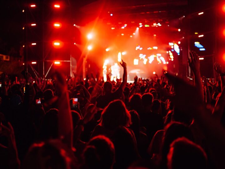 Elbląg w rytmie Grechuty i Pawluśkiewicza – muzyczne święto na żywo!