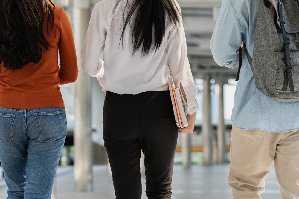 Bezpłatne wsparcie dla nauczycieli i uczniów w programie „Szkoła z Głową 2” – zarejestruj się już dziś!