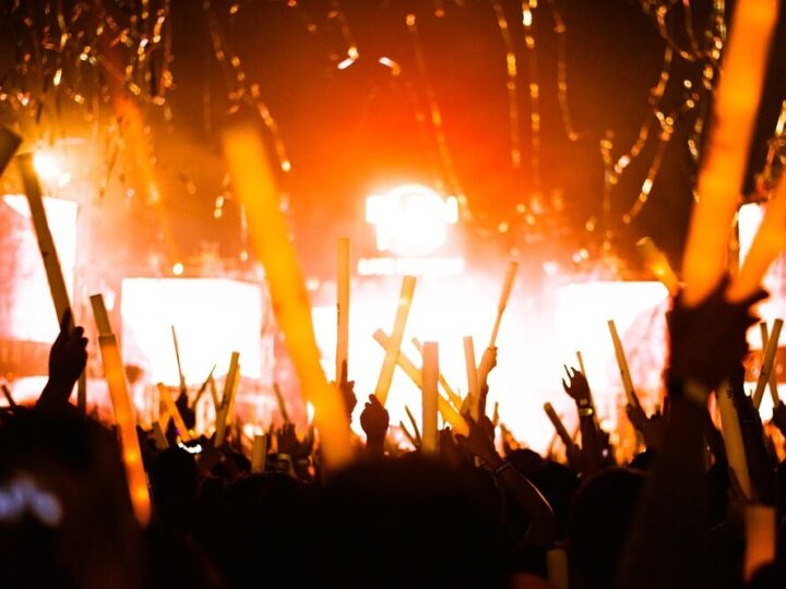 Magiczny wieczór z poezją i muzyką – koncert „Światło Świec” w Elblągu