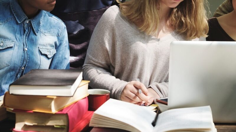 Nowe godziny otwarcia biblioteki w Pasłęku – co trzeba wiedzieć?