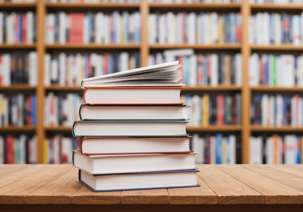 Świętujemy Międzynarodowy Dzień Pisarzy i Pisarek!