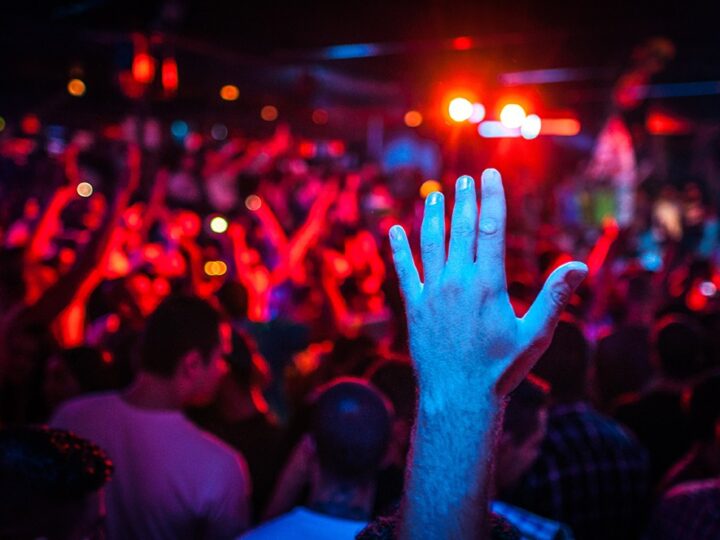 Wernisaż Janusza Kozaka w III LO: Sztuka na 780-lecie Elbląga