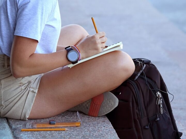 Międzypokoleniowe warsztaty dla seniorów w szkołach