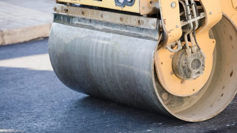 Elbląg zamienia Stary Rynek w wielkanocny raj – zmiany w ruchu!