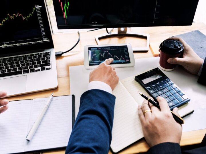 Senior z Elbląga stracił 140 tysięcy złotych na oszustwach inwestycyjnych