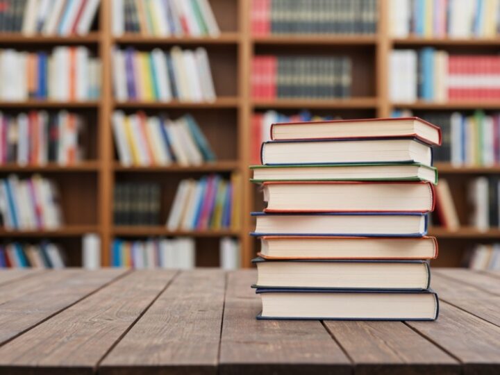 Dołącz do jednego z siedmiu Dyskusyjnych Klubów Książki w Elblągu!