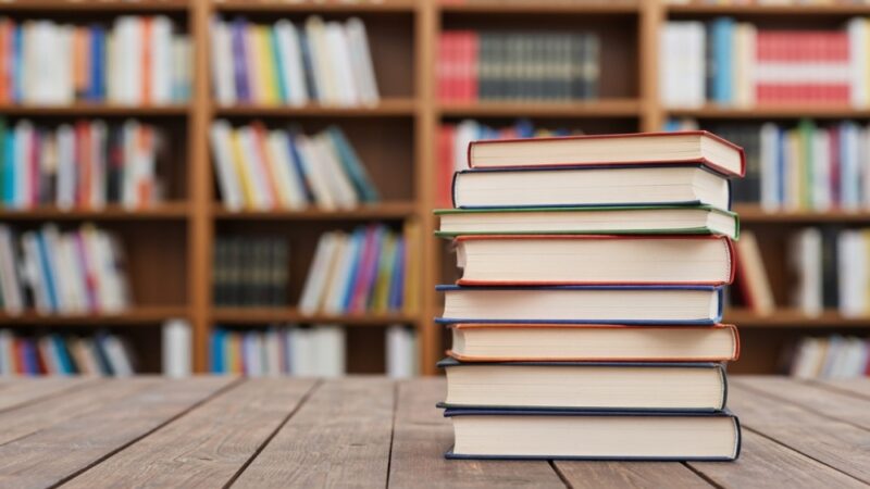 Dołącz do jednego z siedmiu Dyskusyjnych Klubów Książki w Elblągu!