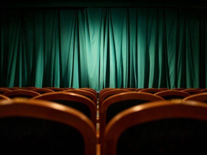 Genialny pomysł” – komedia z gwiazdami już 22 listopada w Elblągu!