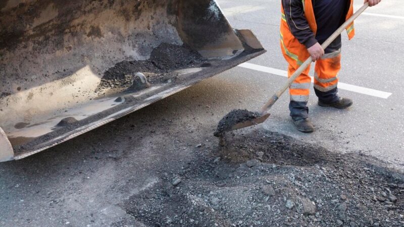 Remont ul. Saperów: Nowa jakość drogi wkrótce na horyzoncie!