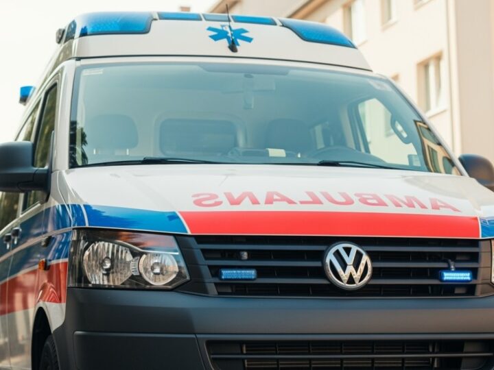 Zanurzenie w bezpieczeństwie: jak chronić się nad wodą w letnie dni