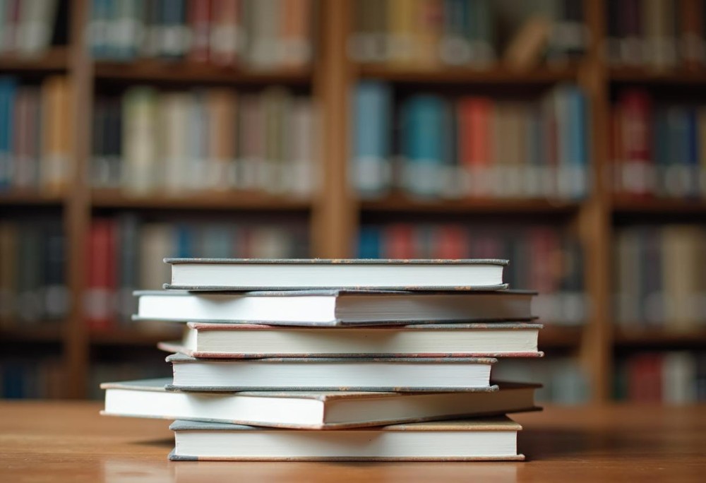 Lato pełne literackich przygód w bibliotece!