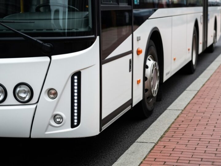 Zdobądź bilety na komunikację miejską w Elblągu – weź udział w konkursie!