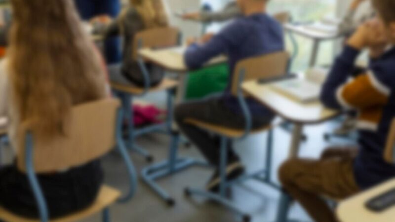 Uczniowie ZSEiT odkrywają nowoczesne technologie rolnicze w Studzieńcu
