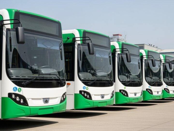 Przystanek autobusowy: bezpieczeństwo pasażerów ponad wszystko!